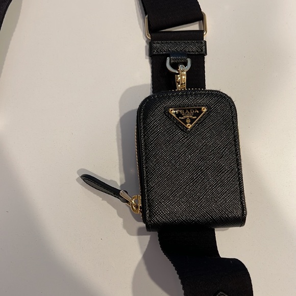 Prada Re Edition Leather Bag - Picture 3 of 12